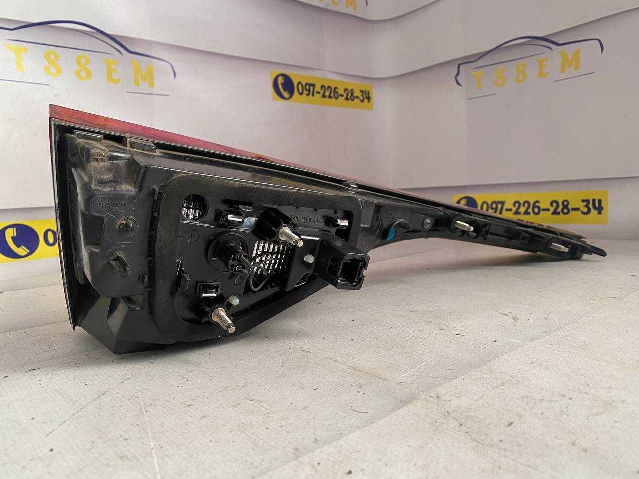 Стоп задній правий внутрішній хетчбек Renault Megane IV 265506075r