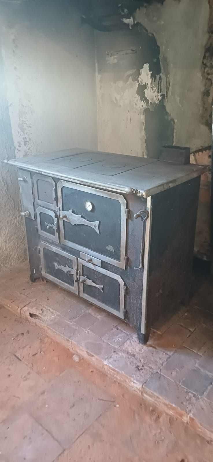 Fogão de ferro usado