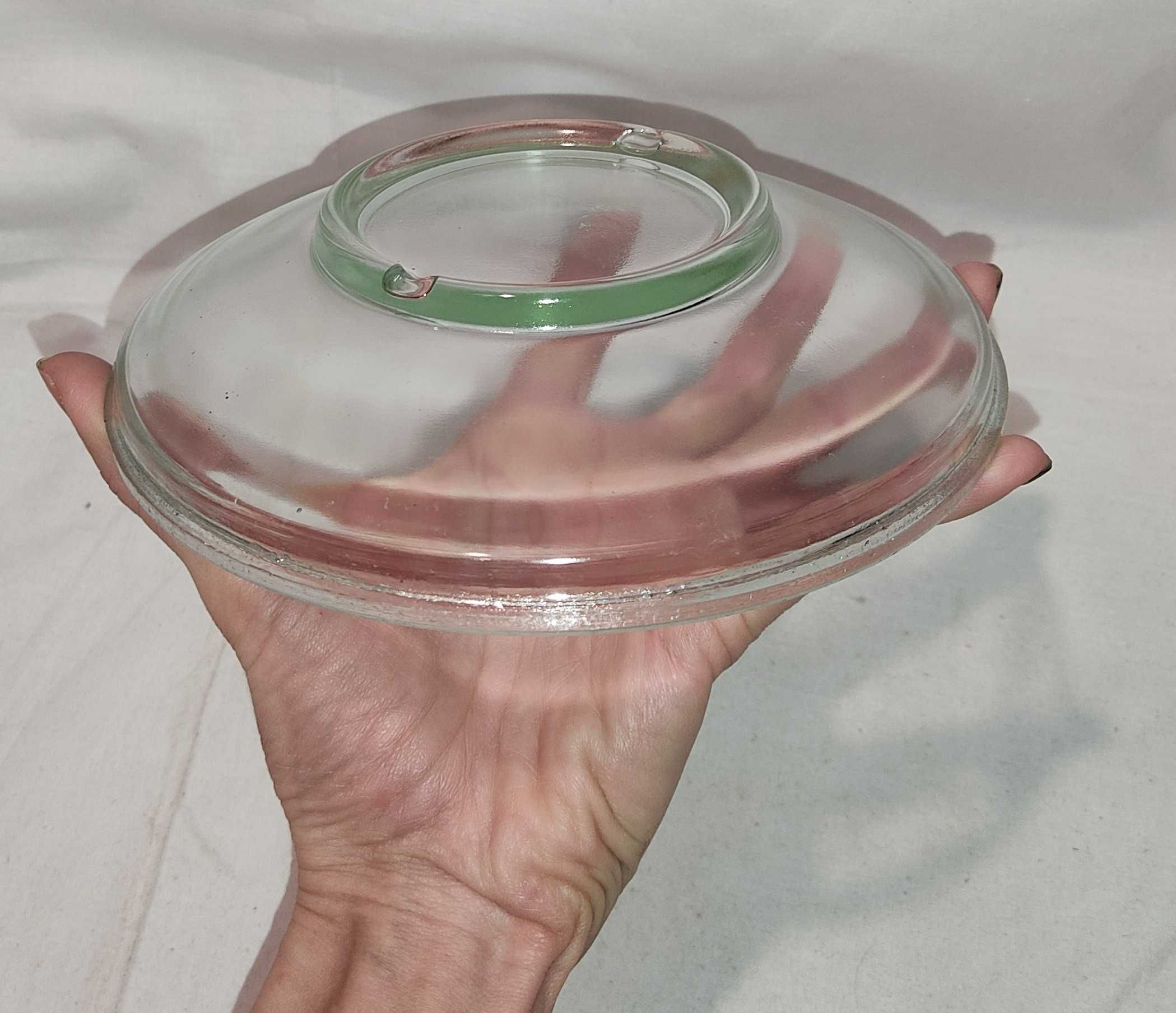 Прозрачная тарелка, стекло