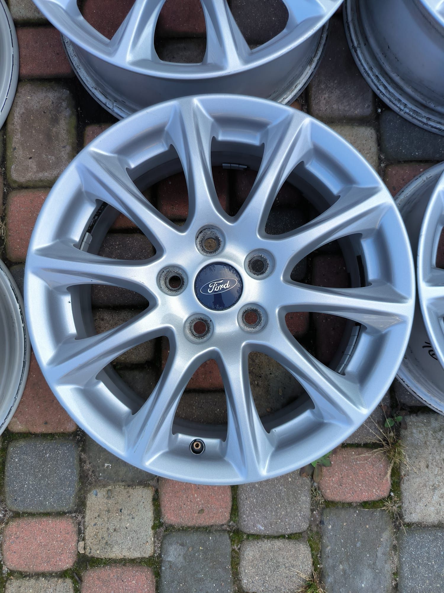 Felgi aluminiowe 16 Ford Mondeo Kuga S-Max C-Max Galaxy Escape 5x108