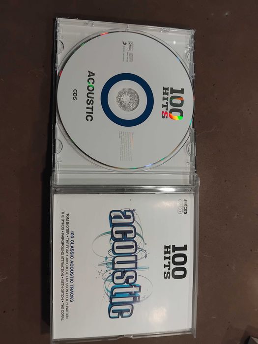 Caixa com 5 cds 100 Hits Acoustic novo