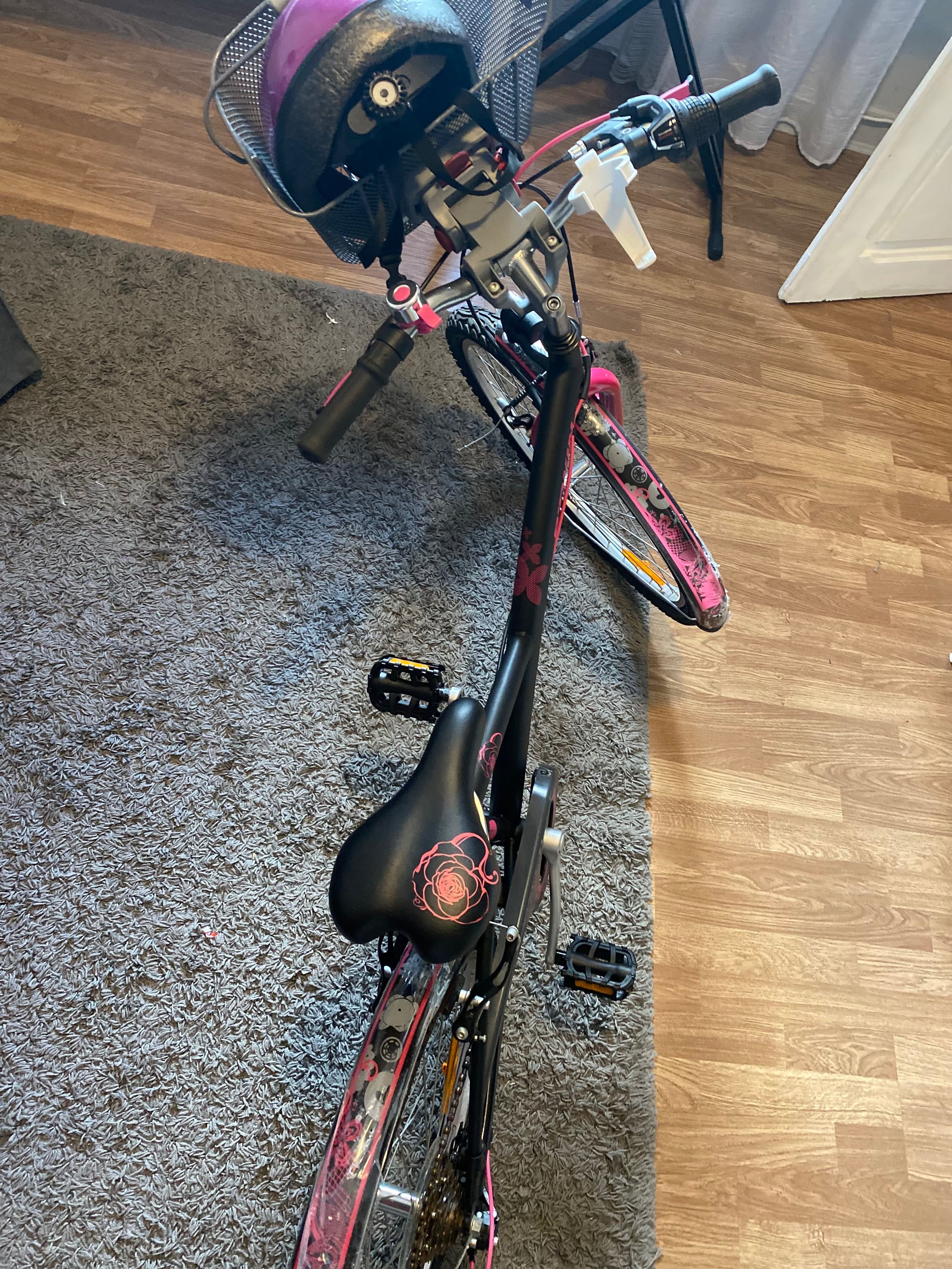 Bicicleta Btwin Original 500 24 com Cesto