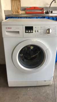 Máquina de Lavar Roupa BOSCH | 7kg