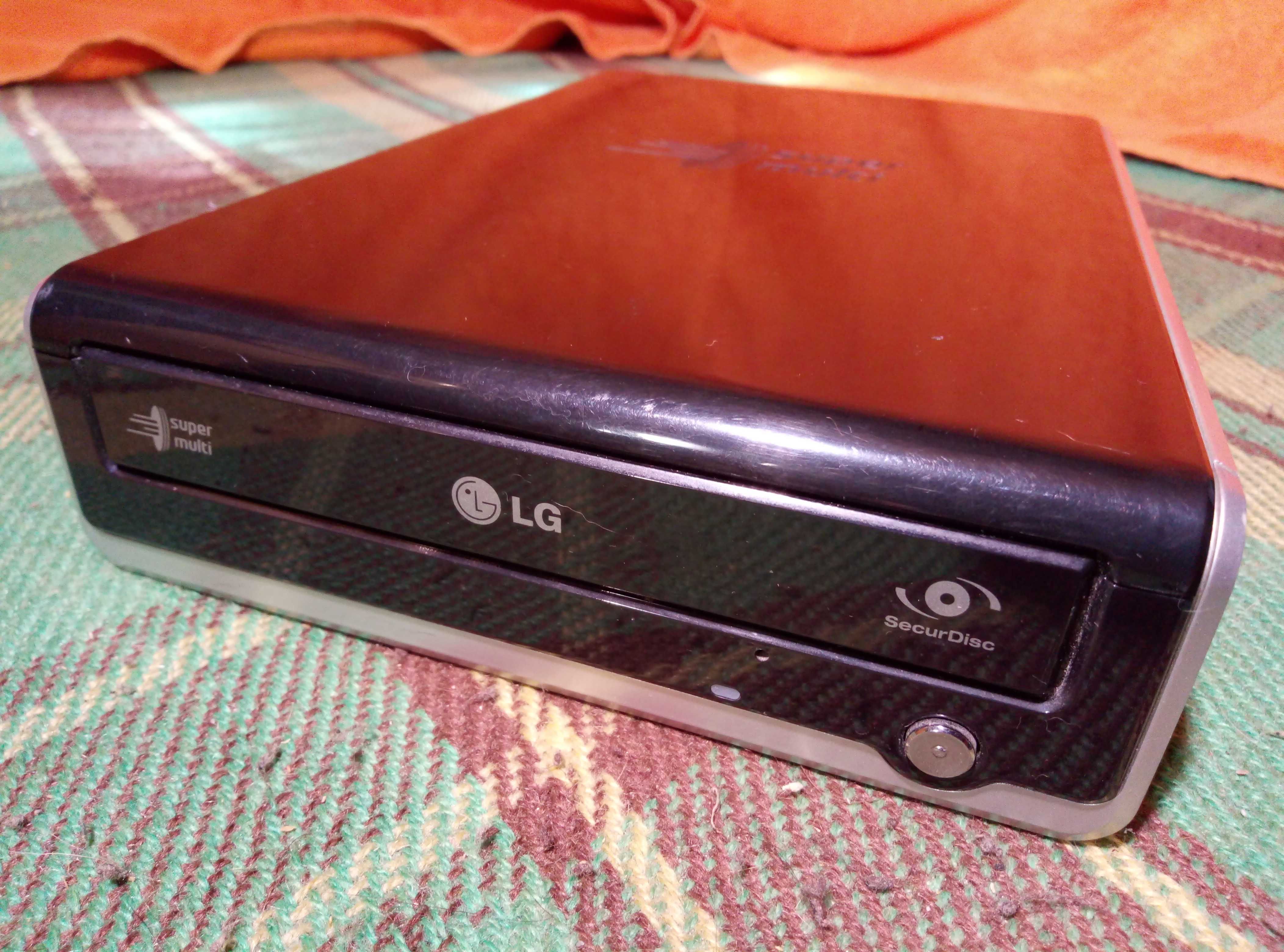 Зовн1шн1й DVD-RW GSA-E60N