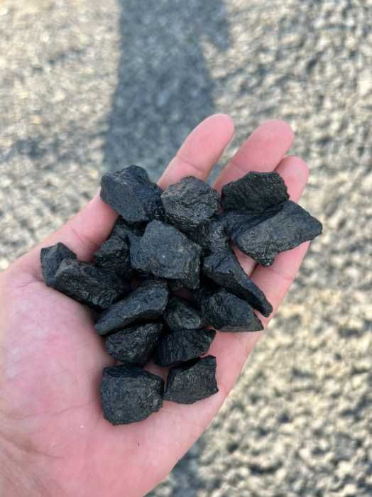 Czarny Grys Granitowy Kamień Ogrodowy Akwarium Opaska Rabata Parking