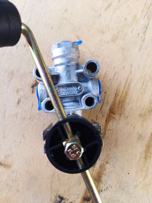 Запчастини для DAF