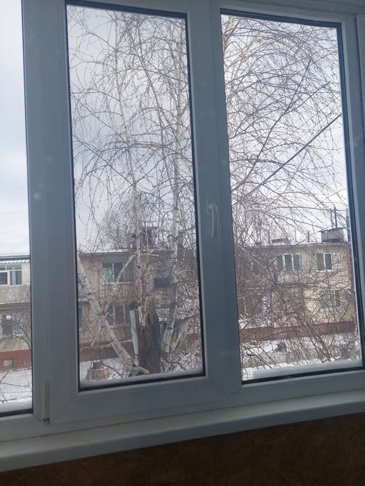 Продам 4х кімн квартиру  с індивидуальним опаленням с. Омельник