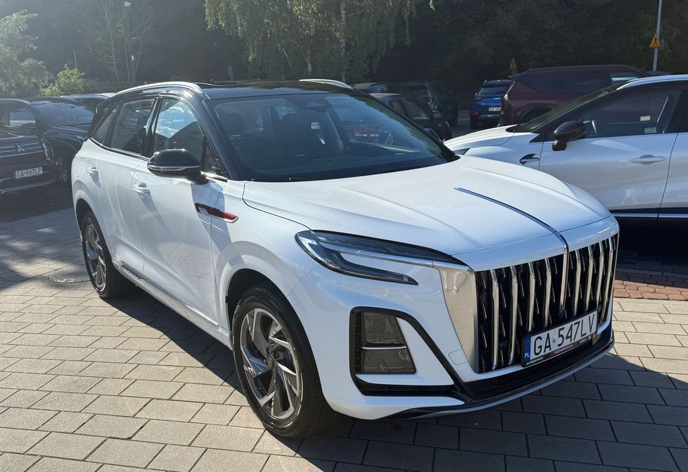 Hongqi HS3 1.5 FWD 156 KM