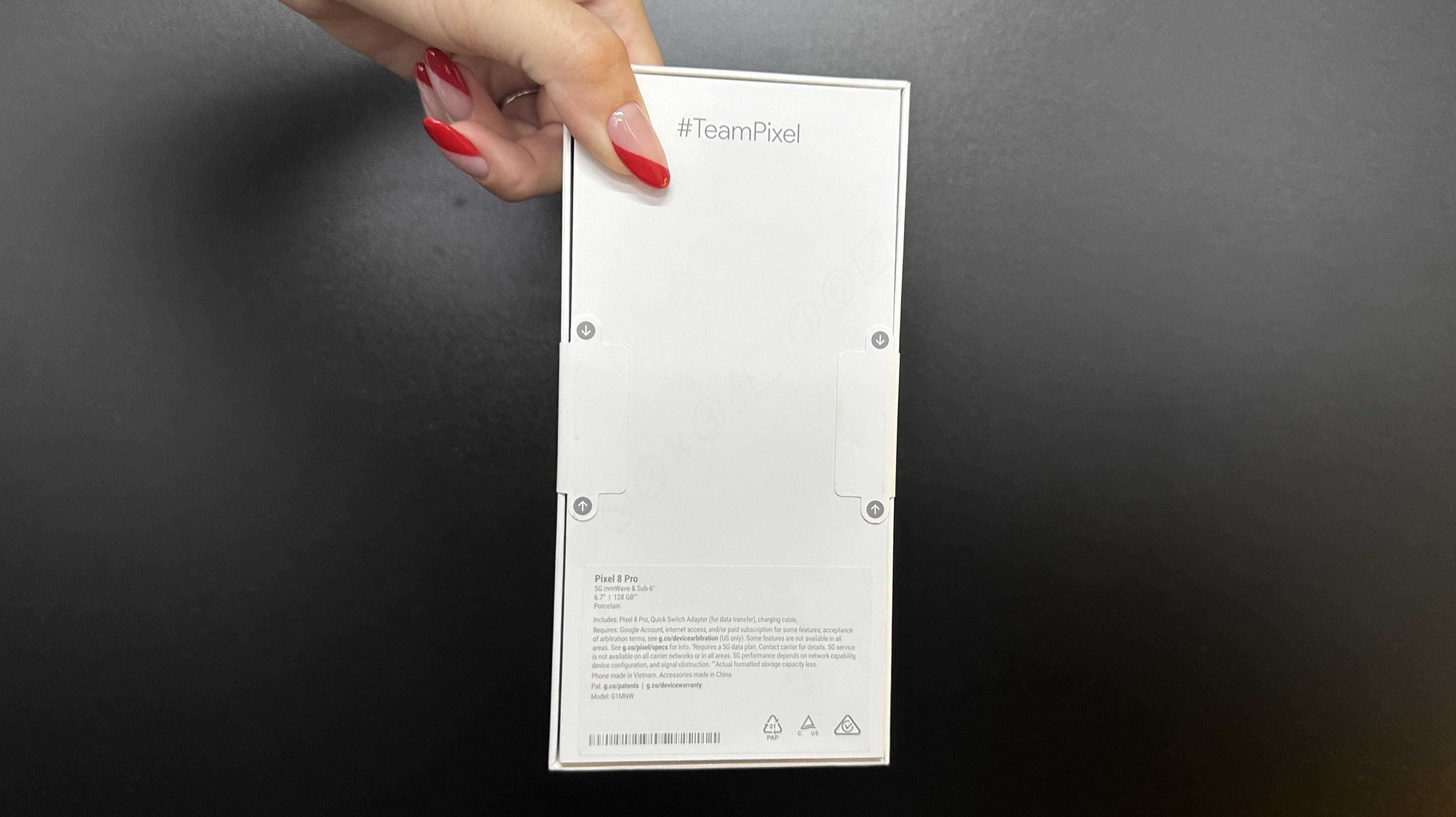 NEW Google Pixel 8 Pro 128GB Porcelain/Obsidian/Bay Trade In Гарантія