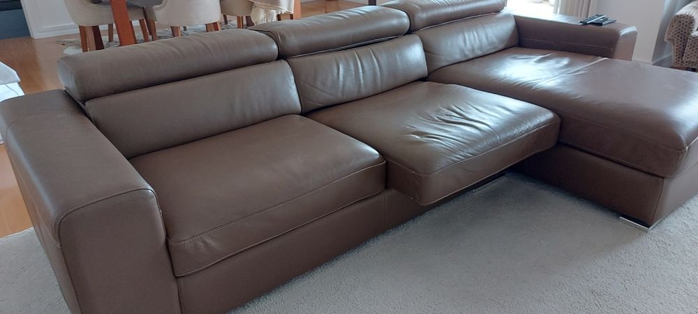 Sofa chateau d'Ax Pele