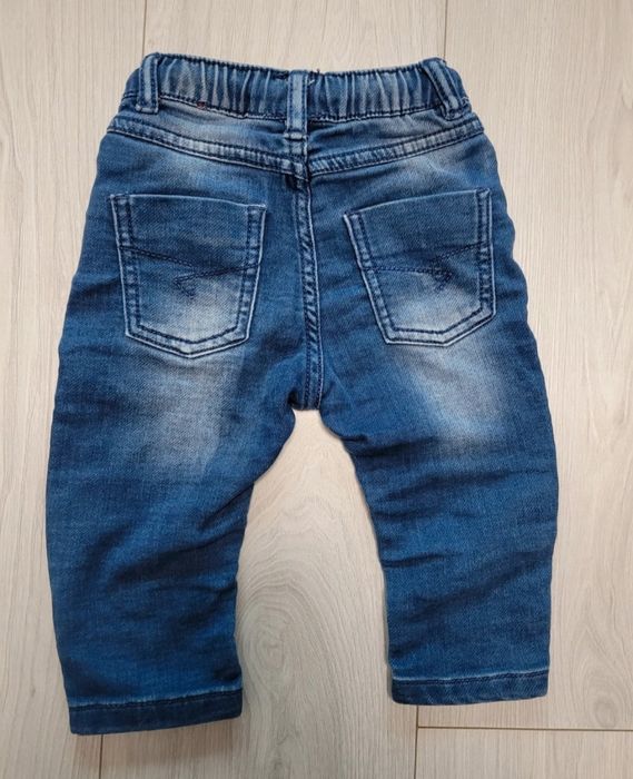 Spodnie jeansy 74