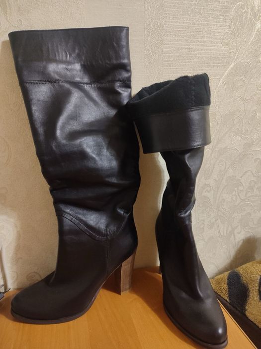ботінки високі жіночі