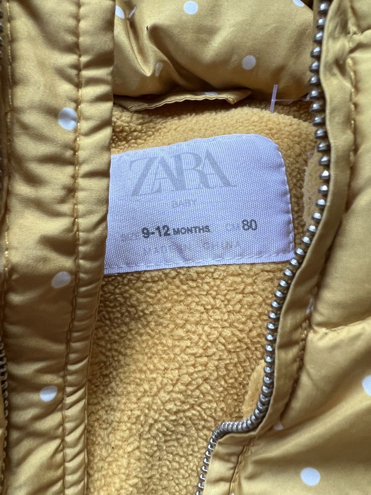 Курточка ZARA 9- 12