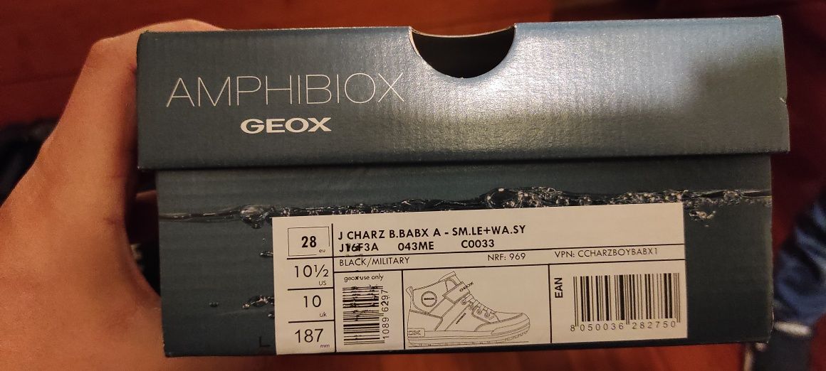 Vendo botas castanhas da Geox n°28