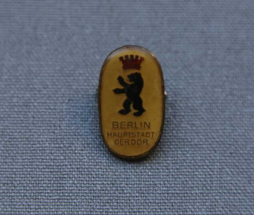 Pins Berlin ONG Palestine Amnisty Internacional