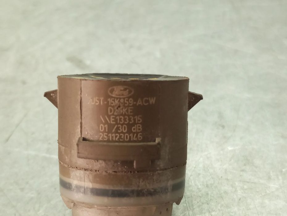 Sensor de estacionamento frente FORD Kuga III (DFK)