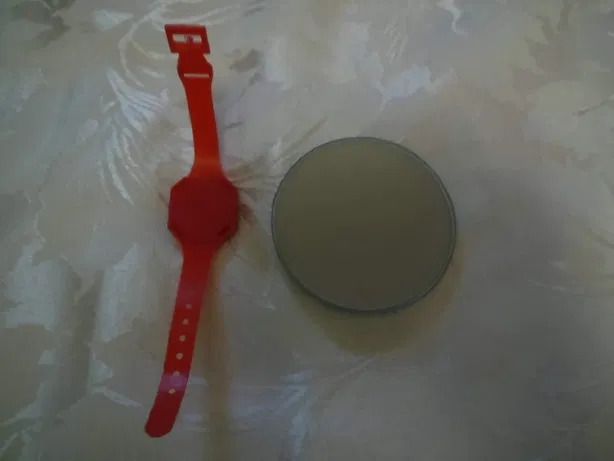 Развивающие игрушки детские Часы и лабиринт с шариками из метала.