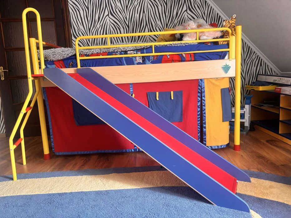 У продажі меблі дитячоії кімнати  турецької фірми Cilek