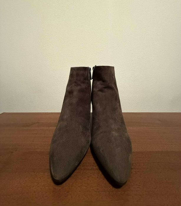 Ботильйони Santoni, оригінал Італія, розмір 39, темно-оливковий, замша