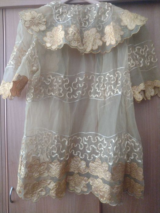 Narzutka kardigan złota nitka