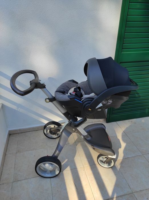 Conjunto carrinho, cadeira, ovinho e acessórios Stokke