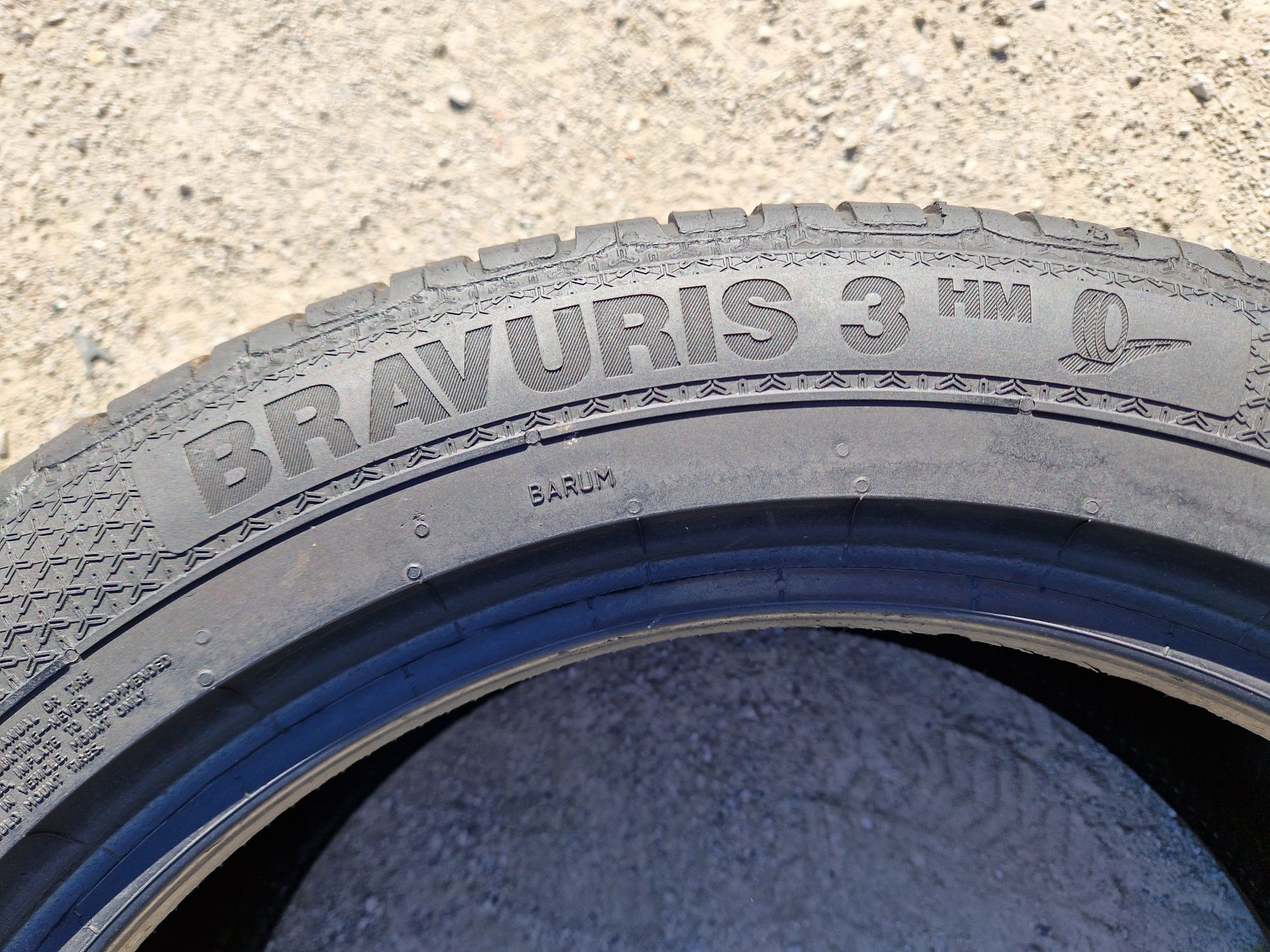 Opony letnie Barum Bravuris 3  225/50r17 (98V) XL