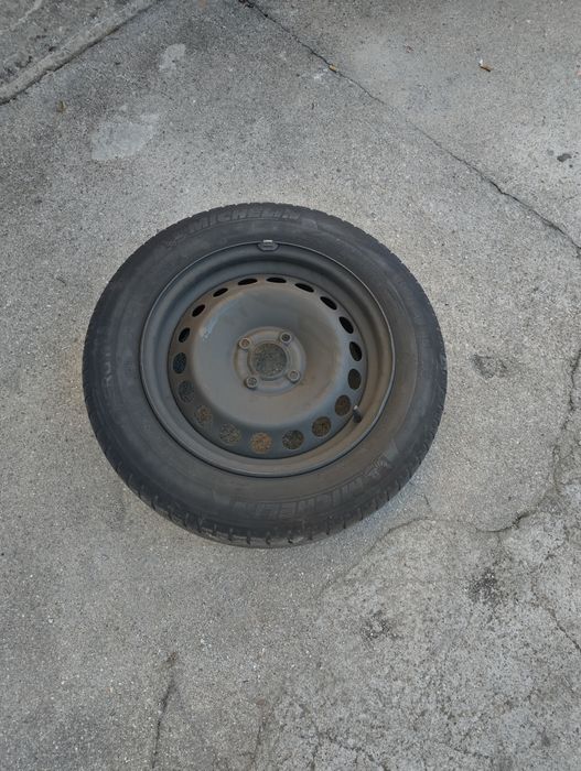 Pneus e jantes r15