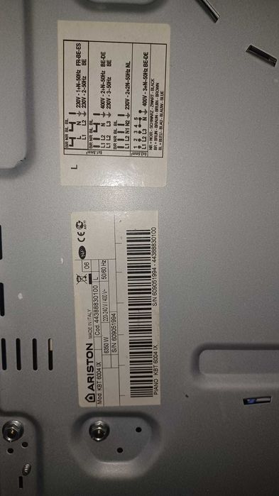 Placa vitrocerâmica pouco uso com avaria eletrónica