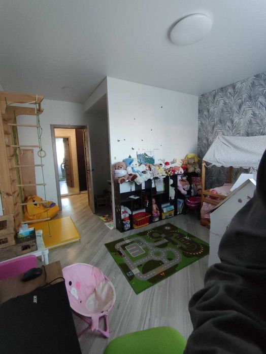 БЕЗ КОМІСІЇ! Двокімнатна гарна квартира. САДОЧОК. Сертифікат