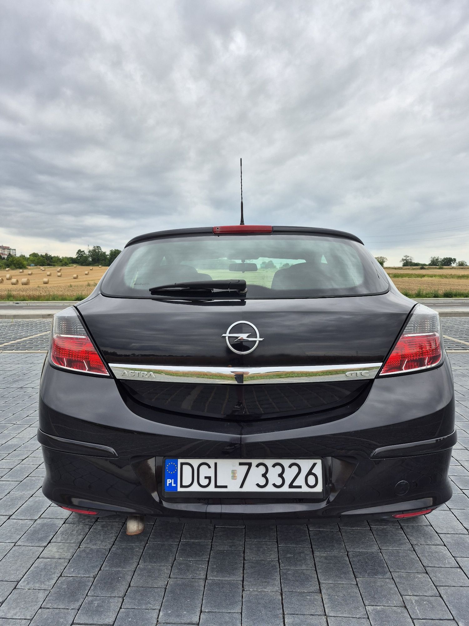Opel Astra H GTC 1.6 Benzyna 105km