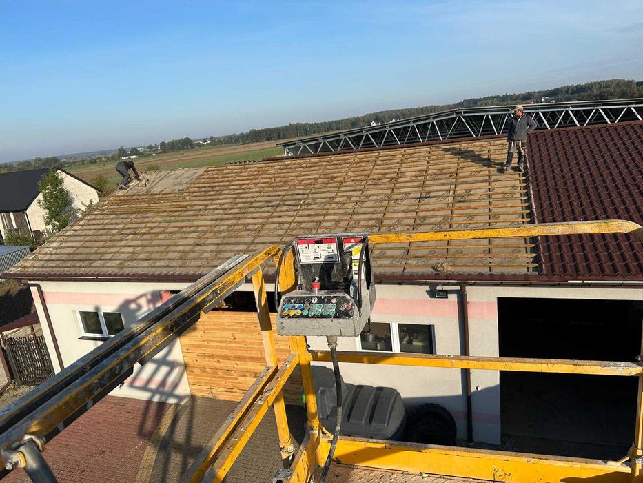 Konstrukcja dachu hali 24,00m x12,00m z pokryciem i orynnowaniem