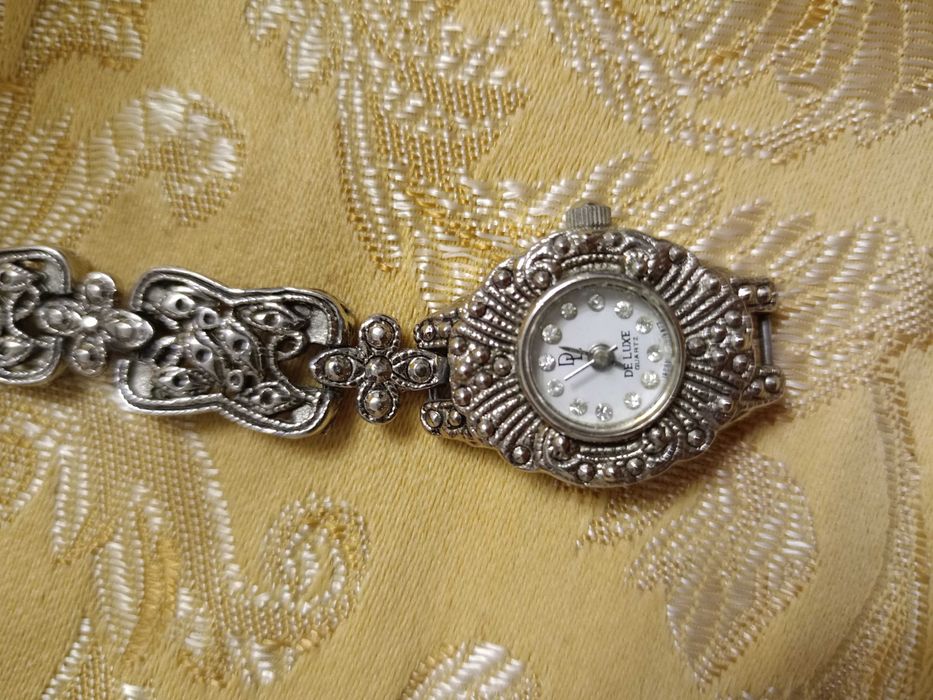 Годинник наручні