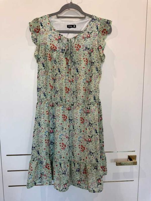 Sukienka krótka kwiatuszki miętowa Sinsay XL
