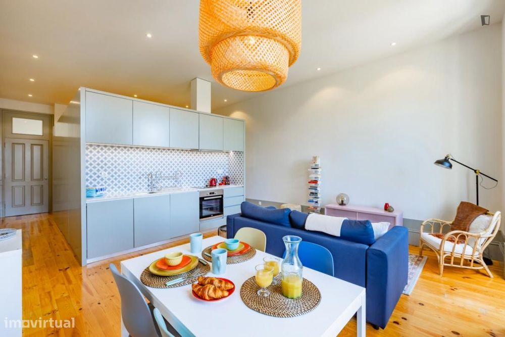 Estúdio - localizado em Cedofeita Porto