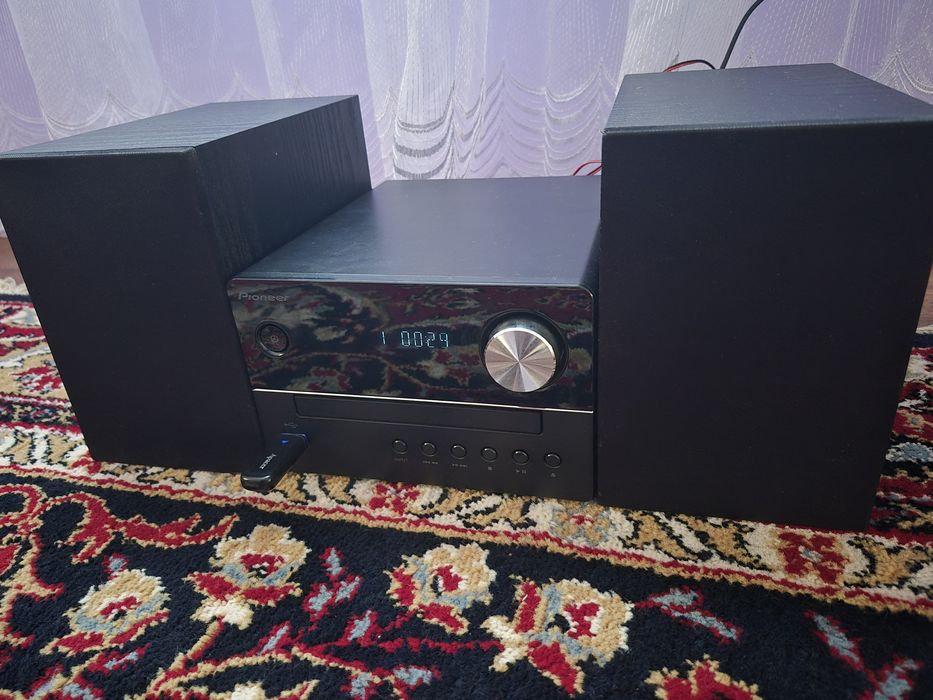 Музикальний центр Pionner