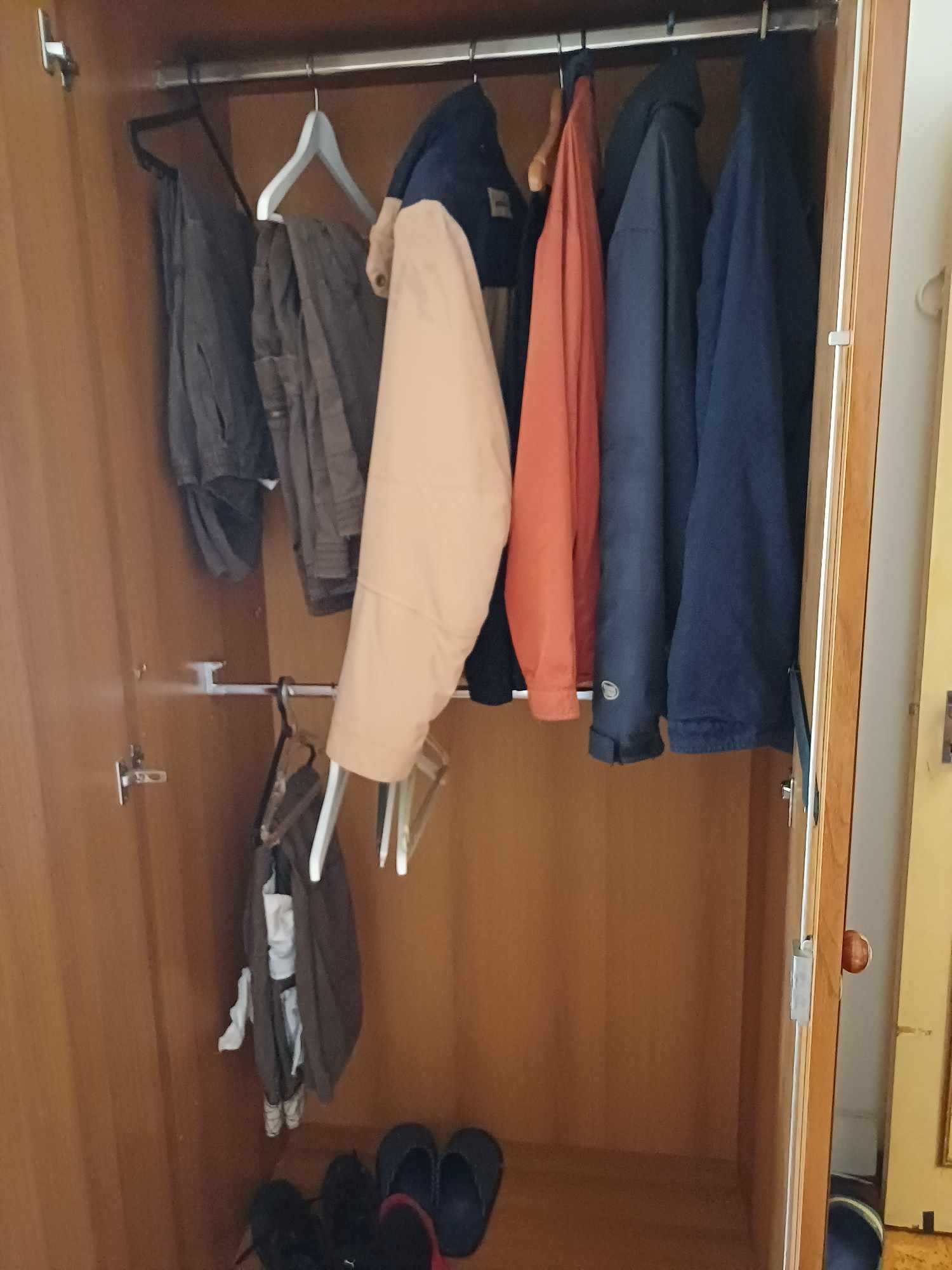 roupeiro com espelho