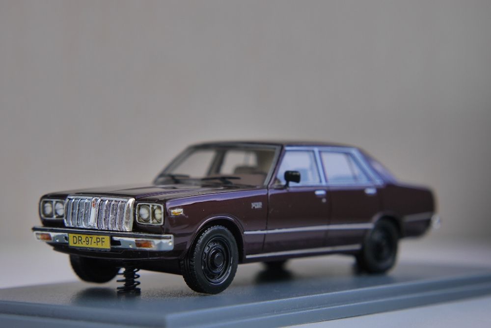 Модель Datsun 200L Laurel C230 1:43 Neo Scale Models