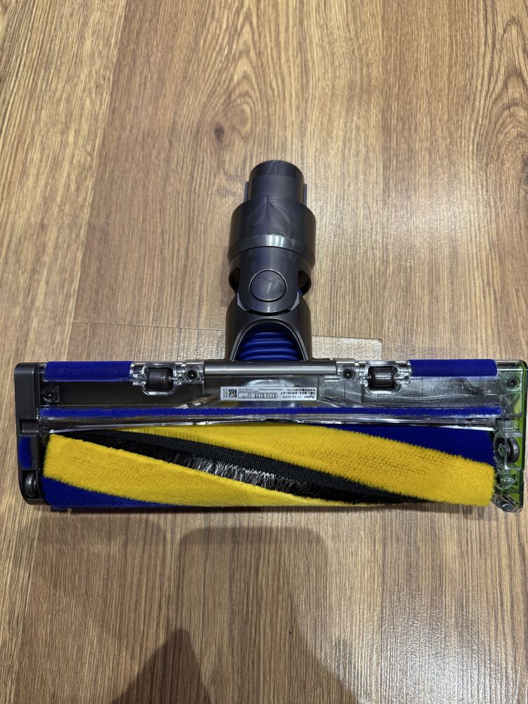 Nowa Turboszczotka Laser Optic Fluffy Dyson V15 submarine i inne