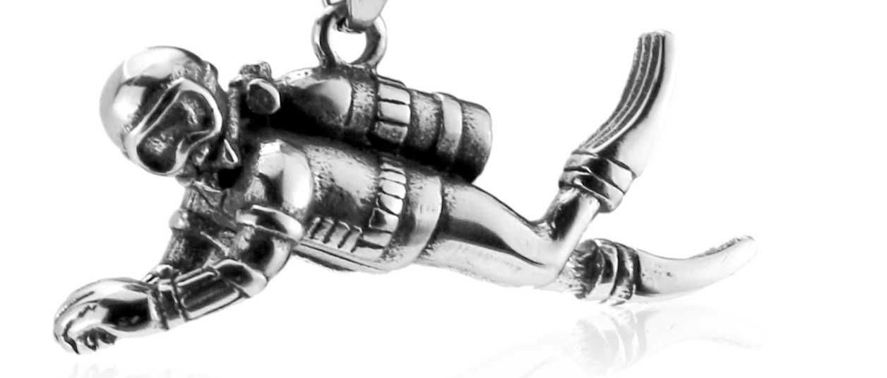 коллекция фигурка водолаз аквалангист брелок металл подводный охотник