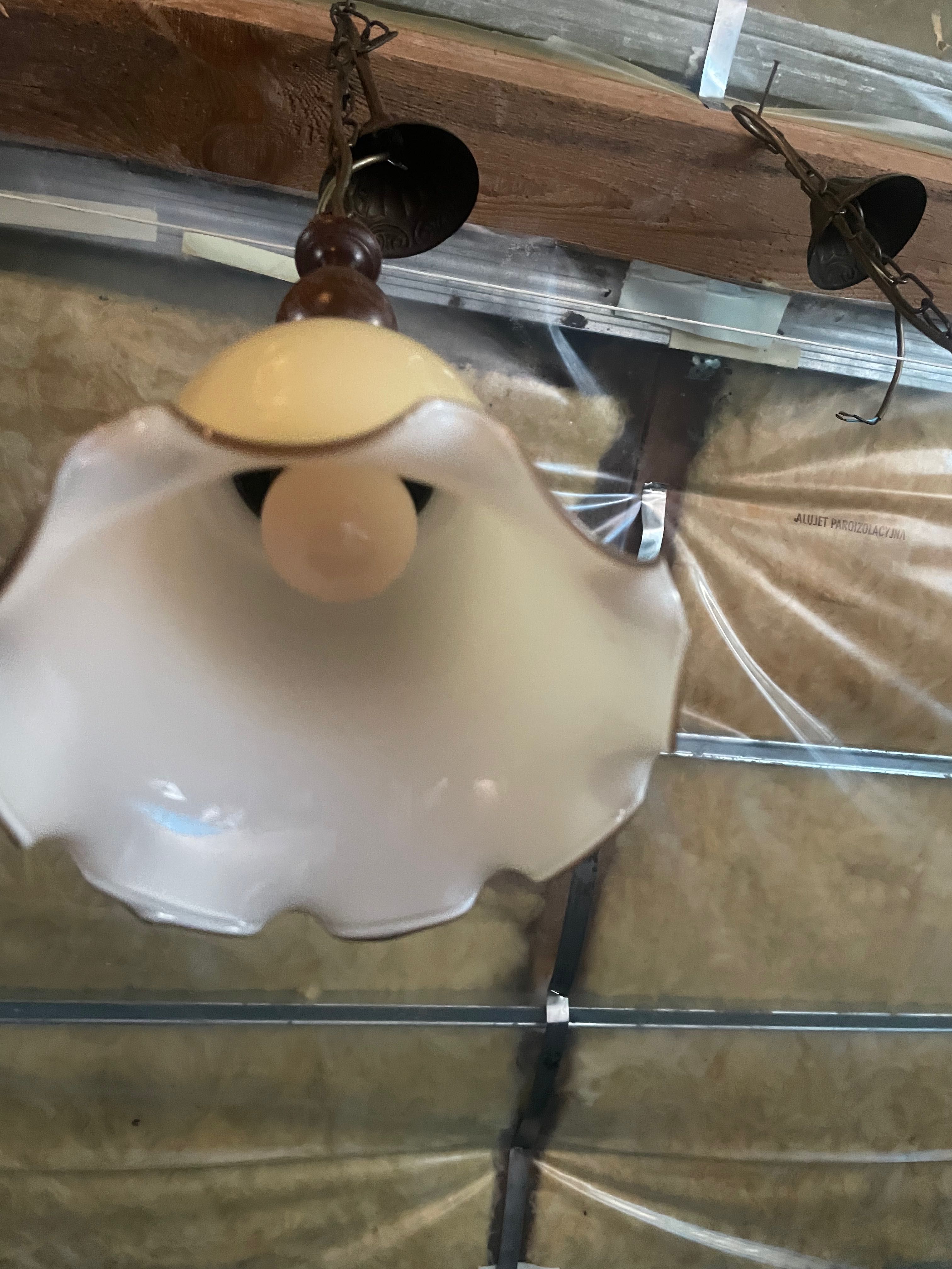 Lampy lampki wiszące długie na łańcuszku