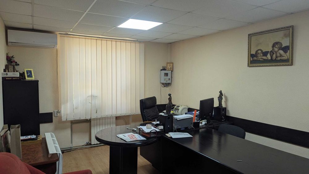 Продам офіс 100 м2 в гарному стані. Біля 6 лікарні .в. Шостаковича 12