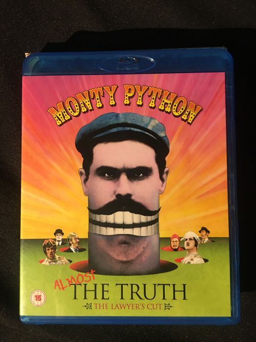 Monty Python - Almost the truth Bluray