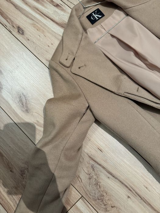 Płaszcz damski Calvin Klein, r. M, beżowy, dobry stan
