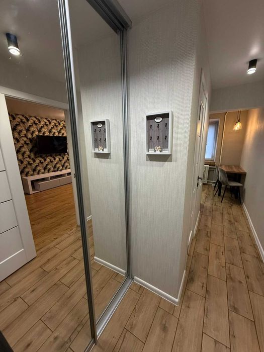 41587  Пропроную хорошу квартиру, в розкішній локації!