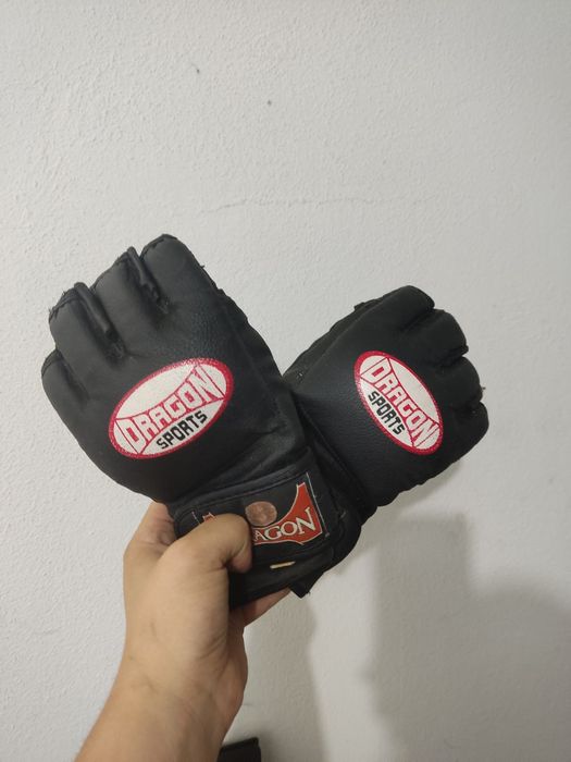 Rękawice MMA/Karate