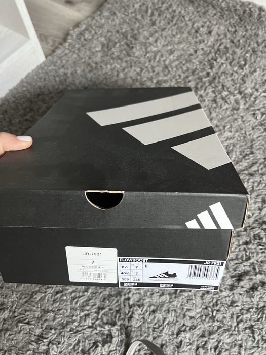 Adidas flowboost кросівки