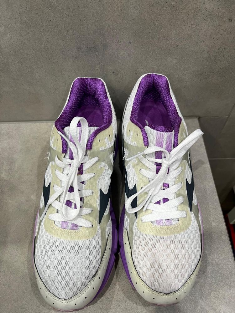 Buty Mizuno Wave Rider 17 rozmiar 40,5.