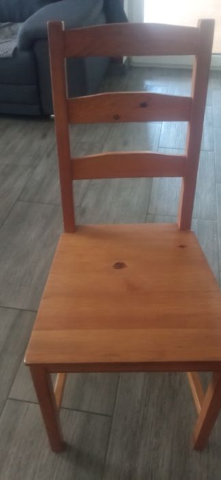 Krzesła 4 sztuki