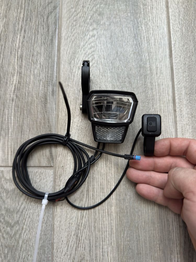 Велофара Trelock LS 930 HB Lighthammer 130 Lux (для електровелосипеда)