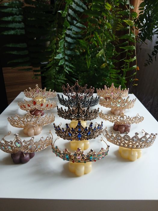 Корона  на  торт, діадема, топер, блискітки, свічки
